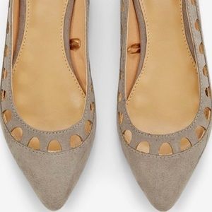 Express Pointy toe fashion flats